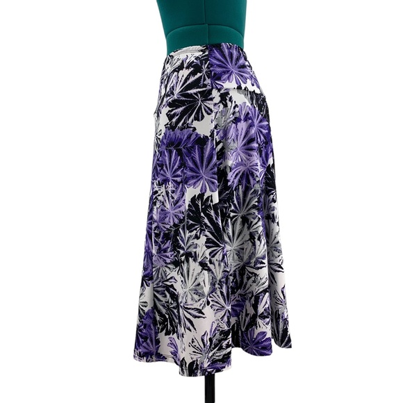 Nina K Purple, Black, and White Floral Full Knee Length Skirt, Small - Picture 6 of 15